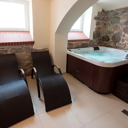 Hotel Spa Akacjowy Dwor