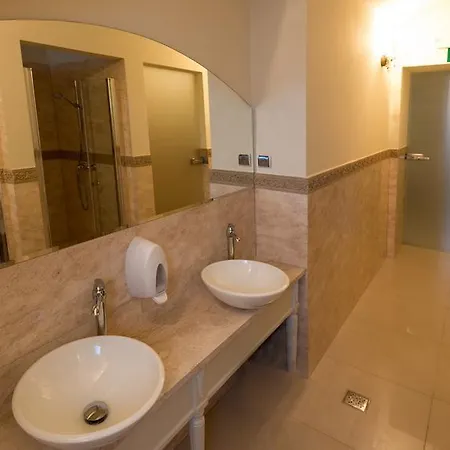 Hotel Spa Akacjowy Dwor