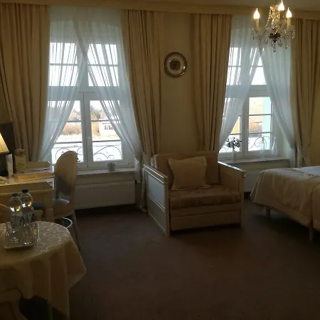 Hotel Spa Akacjowy Dwor 3*