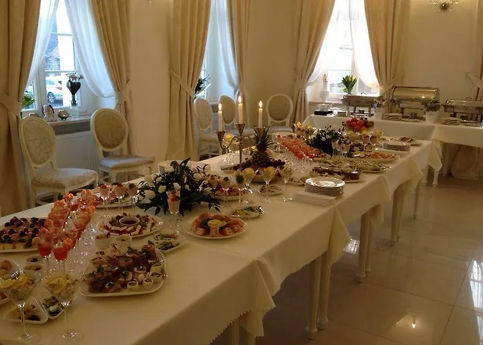 Akacjowy Dwór Hotel