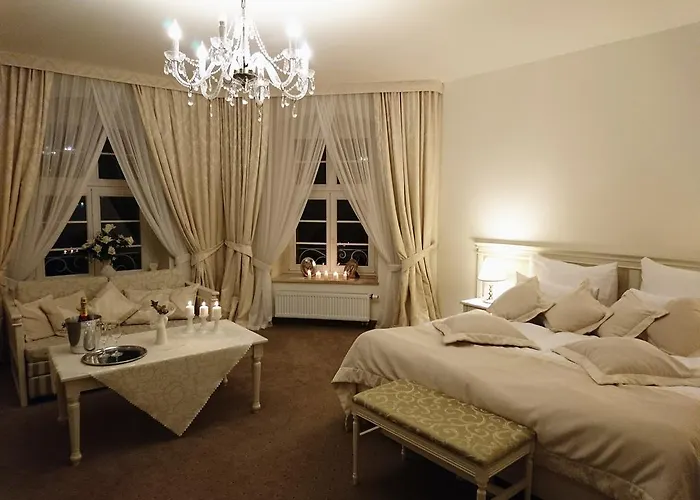 Akacjowy Dwor Hotel 3*